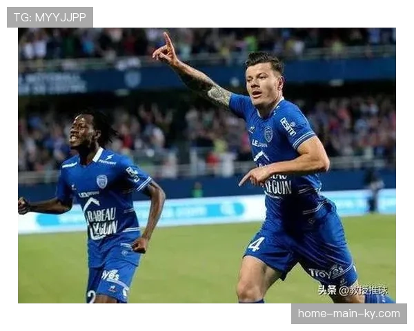 欧塞尔客场难求一胜 防线漏洞频出深陷降级区