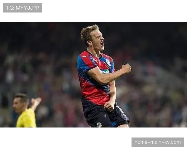 比尔森胜利边路防守面临考验 多斯基因停赛留下空缺